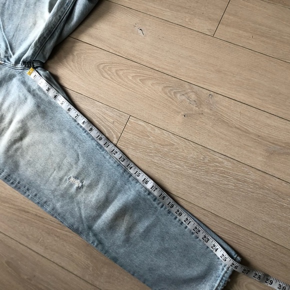 Levi’s Distressed Ankle Jeans Light Wash Women’s Size 29 - Picture 5 of 14